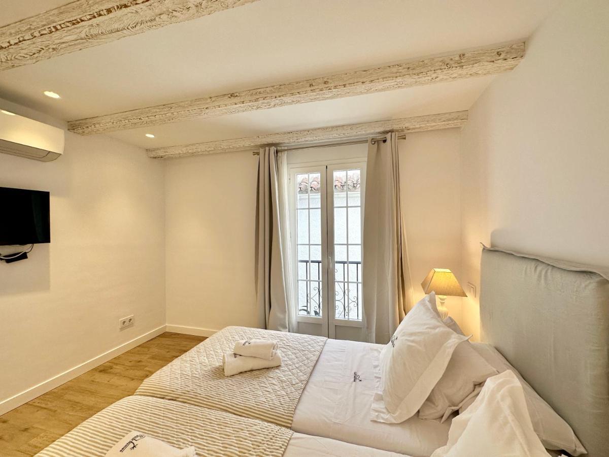 Old Town Modern Flat, 4 Minutes From - Eaw Homes Apartment Marbella